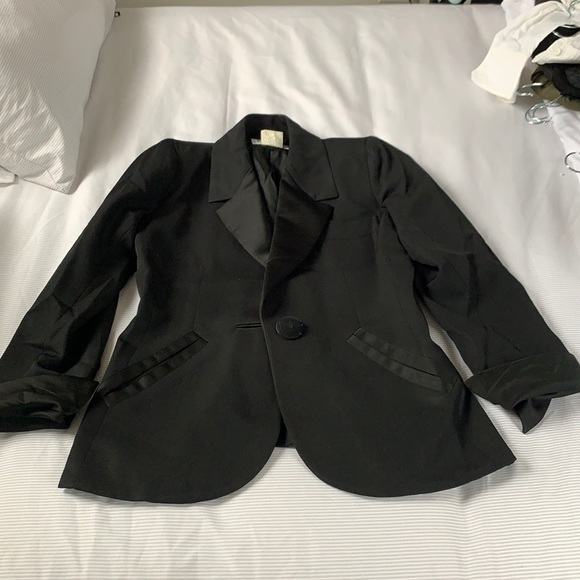 Yves Saint Laurent Jackets & Blazers - Yves Saint Laurent Blazer